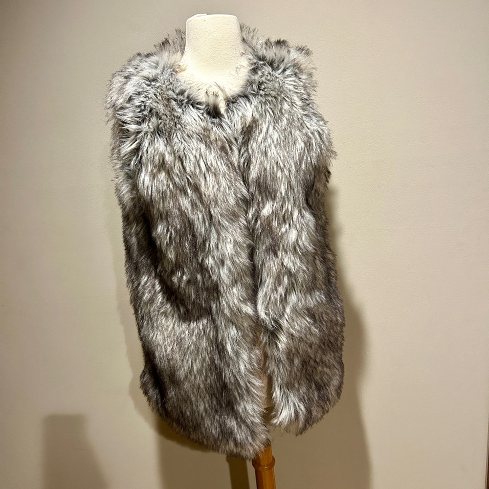 Rachel Zoe Faux Fur Vest. EUC!